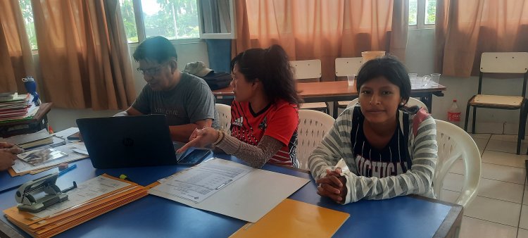 IPELC - ILC YUQUI  realiza la valoración de la lengua bia ye,  en la prueba de aptitud para  la admisión a postulantes de la ESFM Simón Rodriguez en el  municipio de Villa Tunari