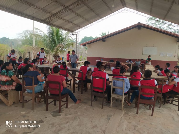 Implementación de Talleres para Fortalecer la Lengua Guarayu en las Unidades Educativas del Distrito de Urubichá.