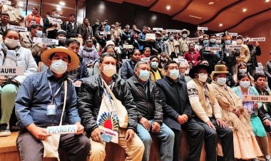 Naciones Pueblos Indígenas Originarios Campesinos y Afrobolivianos estrenan, el salón de Interpelaciones del nuevo edificio de la Asamblea Legislativa Plurinacional.