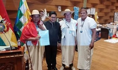 ILC ITONAMA RECIBE LA RESOLUCIÓN DE APROBACIÓN DEL CURRICULO REGIONALIZADO DE LA NACIÓN ITONAMA