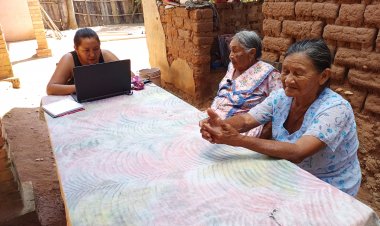 ILC-BAURE REALIZA LA TRADUCCION Y CORRECION DEL TEXTO SOBRE LOS JUEGOS TRADICIONALES CON SABIAS HABLANTES DEL IDIOMA BAURE.