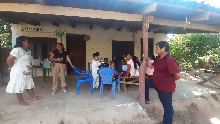 Visita coordinada al Nido Bilingüe Comunitaria de Yotau.