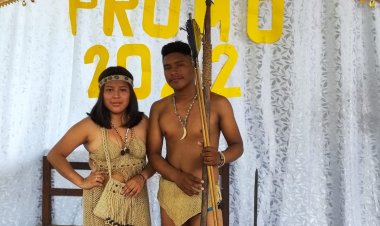 Acto de graduación U.E. Yaicuate