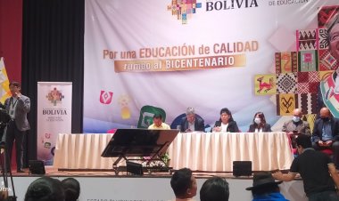 ILC-Gwarayu participando en la primera reunión de autoridades educativas, por una Educación de Calidad rumbo al Bicentenario
