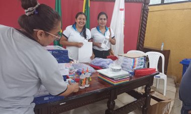 ILC BAURE RECIBE MATERIAL DE ESCRITORIO DEL GAM-BAURE