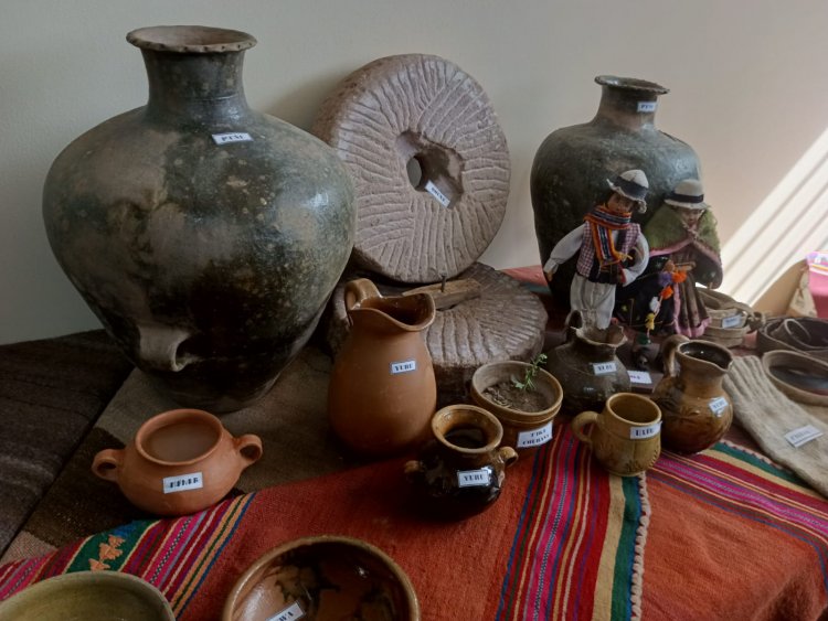 ILCQ junto a la ESFEM – Eduardo Abaroa inauguraron el museo etnográfico para promocionar la cultura quechua