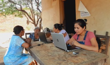 SABIAS HABLANTES DEL BAURE APORTAN CON SUS SABERES Y CONOCIMIENTOS PARA  EL DICCIONARIO BAURE CASTELLANO