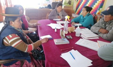 FORTALECIMIENTO DEL CORRÍCULO REGIONALIZADO Y DESARROLLO DE LA LENGUA AYMARA