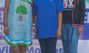 LA VESTIMENTA DE LA MUJER TAPIETE