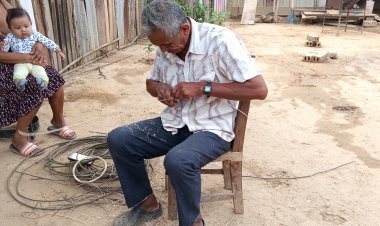 Tercer participante del concurso  "Grabando y Fotografiando mi Cultura"