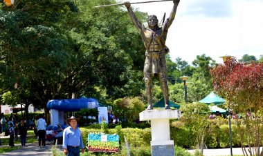 HOMENAJE A LA NACIÓN GUARANI EN CONMEMORACIÓN A LOS 132 AÑOS DE LA MUERTE DEL LIDER APIAGUAIKI TÜPA