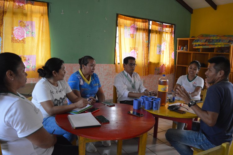 El Instituto de Lengua y Cultura Gwarayu Inicia Proceso para Implementar Programa de Nido Bilingüe en la Guardería Municipal de Ascensión de Guarayos