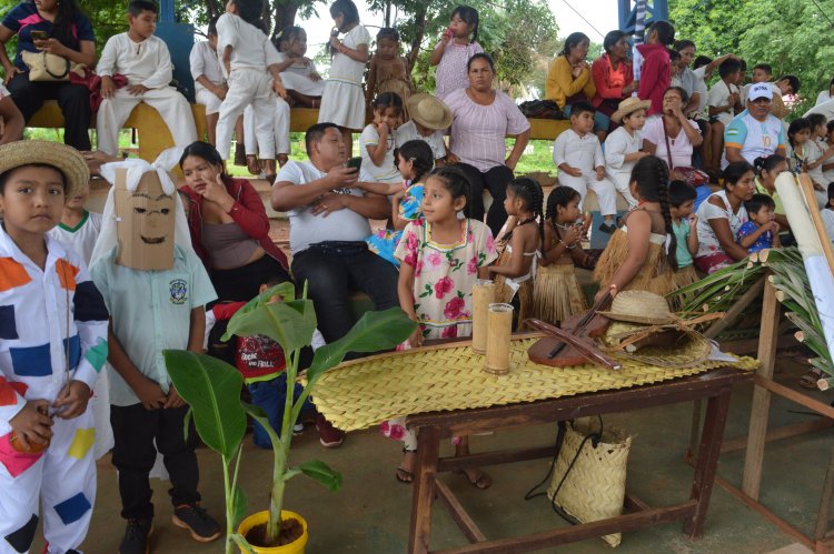 El ILC-GWARAYU en la Feria Costumbrista de la Cultura Guarayo 2024