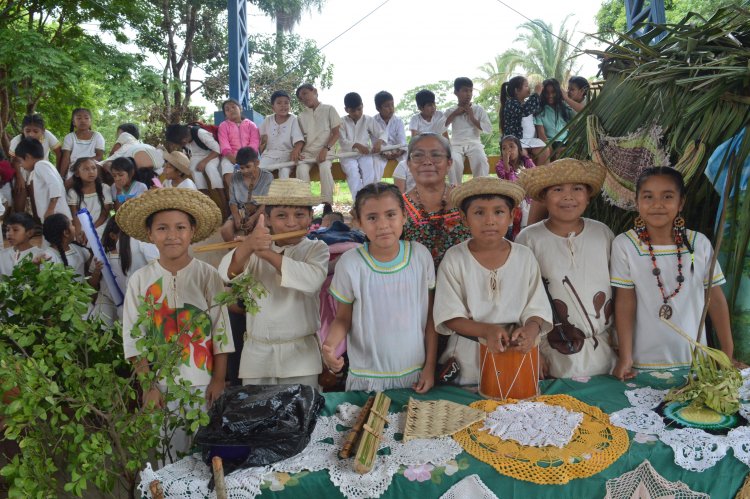 El ILC-GWARAYU en la Feria Costumbrista de la Cultura Guarayo 2024