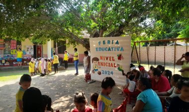 #ILCBAURE #IPELC Feria educativa del nivel inicial U.E Angélica Barthelemy de Ojopi gestión 2024