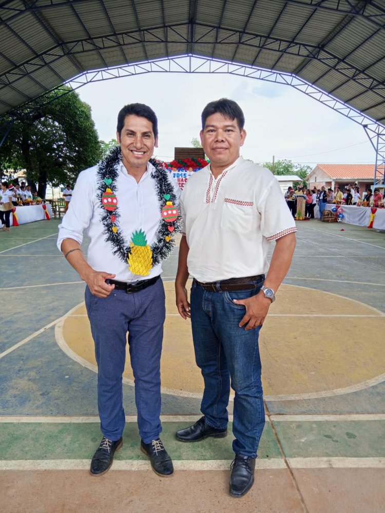 El Lic. Orlando Añes Participa en la Clausura del Año Escolar en San Antonio del Junte