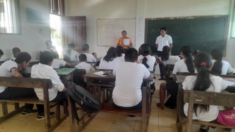 #IPELC #ILC-BAURE "SHI VIKAROW TO KAROWONONEV ESKOELIYE CARMELO PARADA" EL INSTITUTO DE LENGUA Y CULTURA BAURE REALIZA LA VISITA A LA U.E CARMELO PARADA, PARA HACER EL RESPECTIVO ACOMPAÑAMIENTO A LOS MAESTROS Y ESTUDIANTES EN LA IMPLEMENTACIÓN DE LA LENGUA ORIGINARIA BAURE EN EL AULA