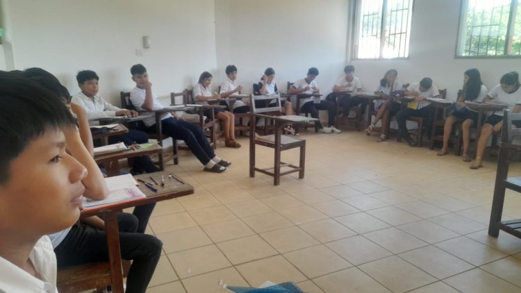 #IPELC #ILC-BAURE "SHI VIKAROW TO KAROWONONEV ESKOELIYE CARMELO PARADA" EL INSTITUTO DE LENGUA Y CULTURA BAURE REALIZA LA VISITA A LA U.E CARMELO PARADA, PARA HACER EL RESPECTIVO ACOMPAÑAMIENTO A LOS MAESTROS Y ESTUDIANTES EN LA IMPLEMENTACIÓN DE LA LENGUA ORIGINARIA BAURE EN EL AULA