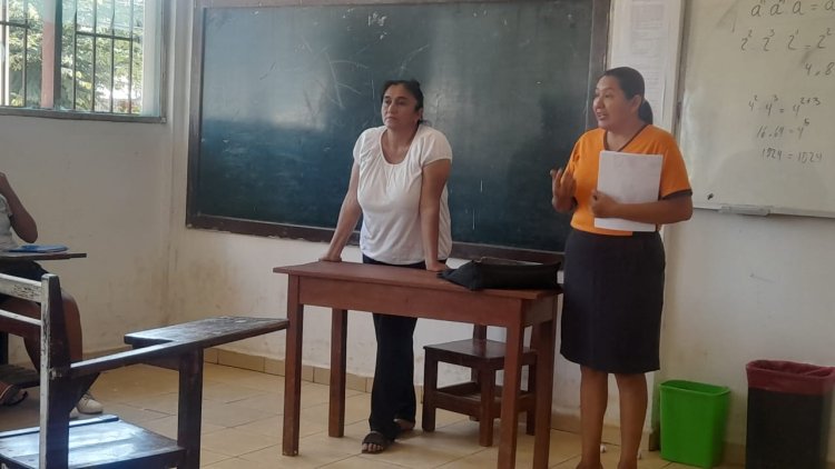 #IPELC #ILC-BAURE "SHI VIKAROW TO KAROWONONEV ESKOELIYE CARMELO PARADA" EL INSTITUTO DE LENGUA Y CULTURA BAURE REALIZA LA VISITA A LA U.E CARMELO PARADA, PARA HACER EL RESPECTIVO ACOMPAÑAMIENTO A LOS MAESTROS Y ESTUDIANTES EN LA IMPLEMENTACIÓN DE LA LENGUA ORIGINARIA BAURE EN EL AULA