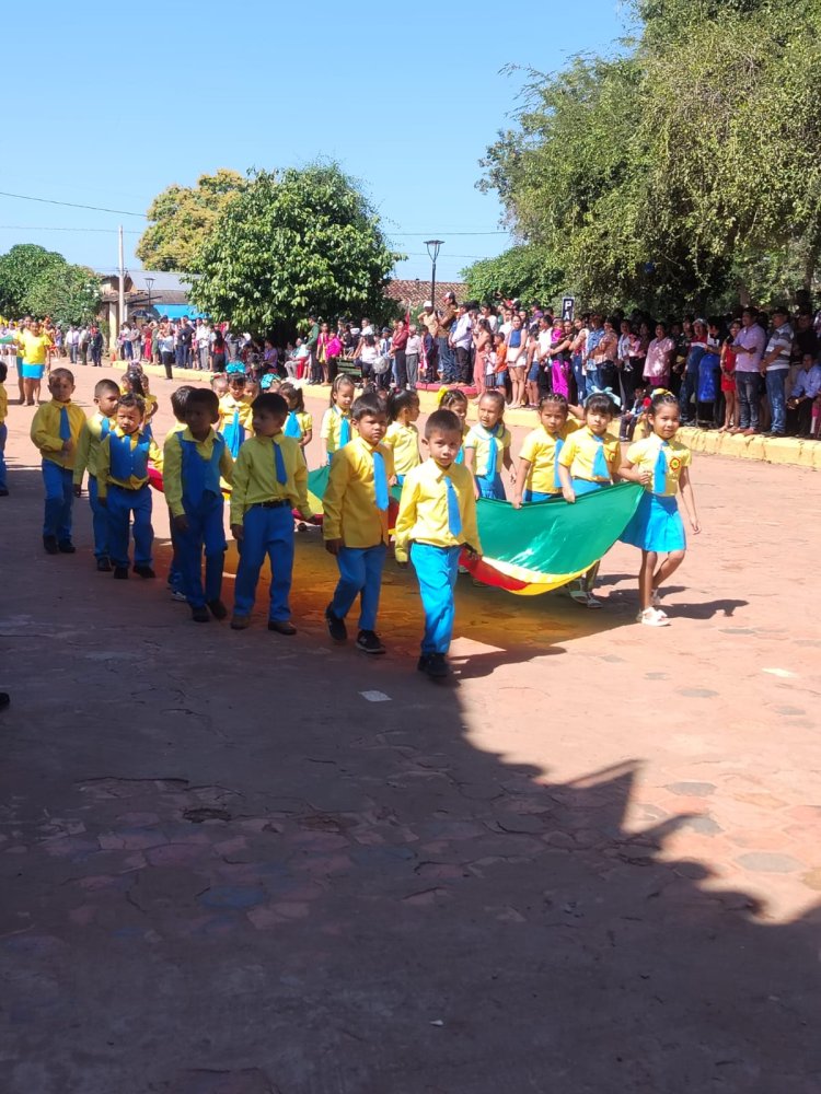 IPELC - ILC BAURE. LA NACIÓN BAURE RINDE HOMENAJE A NUESTRA QUERIDA PATRIA BOLIVIA EN SU BICENTENARIO