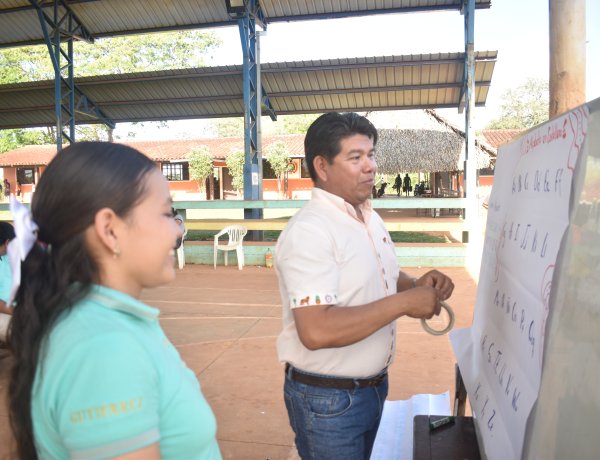ILC-GW impulsa la correcta escritura de la lengua Guarayo en jóvenes estudiantes
