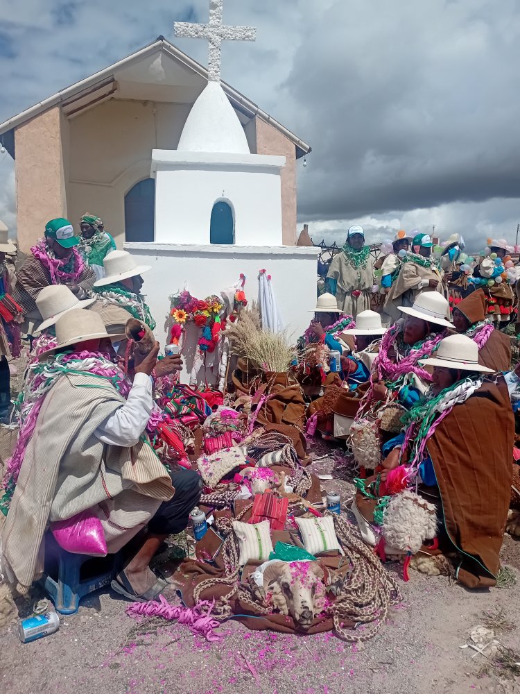USOS Y COSTUMBRES QUE PERDURAN EN EL TIEMPO